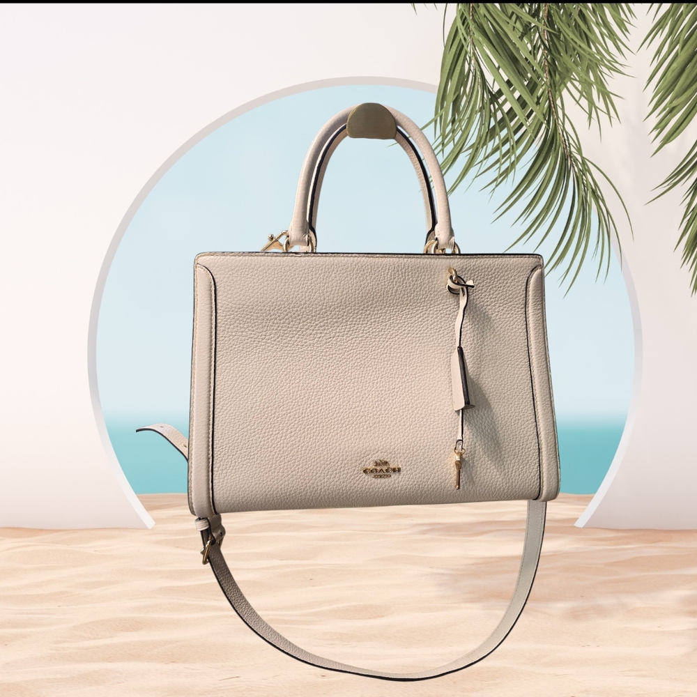 Coach Cream Leather Handbag (like new)